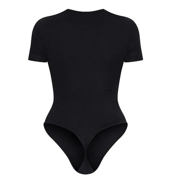 Black V Neck Shortsleeve Bodysuit - Picture 5 of 8